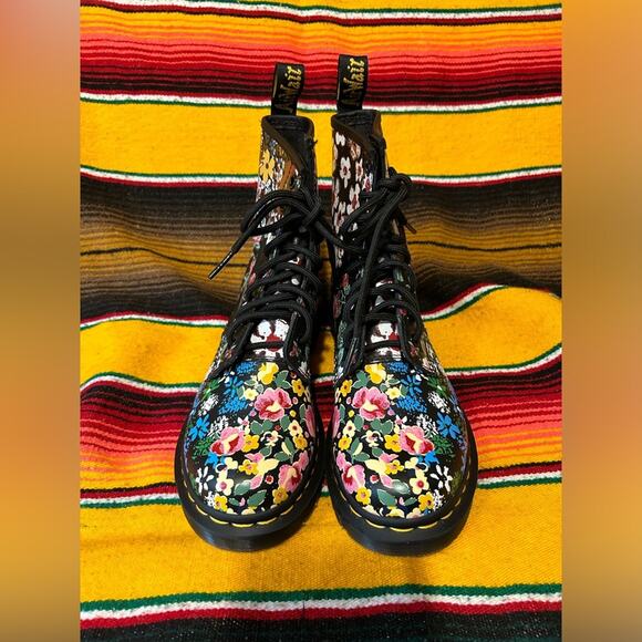 Dr. Martens 1460 Pascal Black Floral Mash Up Boots Size 6 RARE - Picture 5 of 14